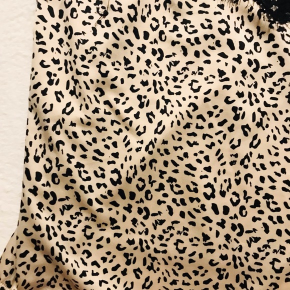 👑LEOPARD CHEETAH LACE CAMI TOP! - Picture 7 of 7